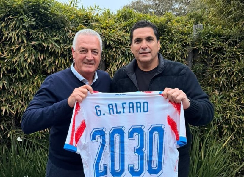 تجديد عقد ألفارو مع منتخب باراغواي