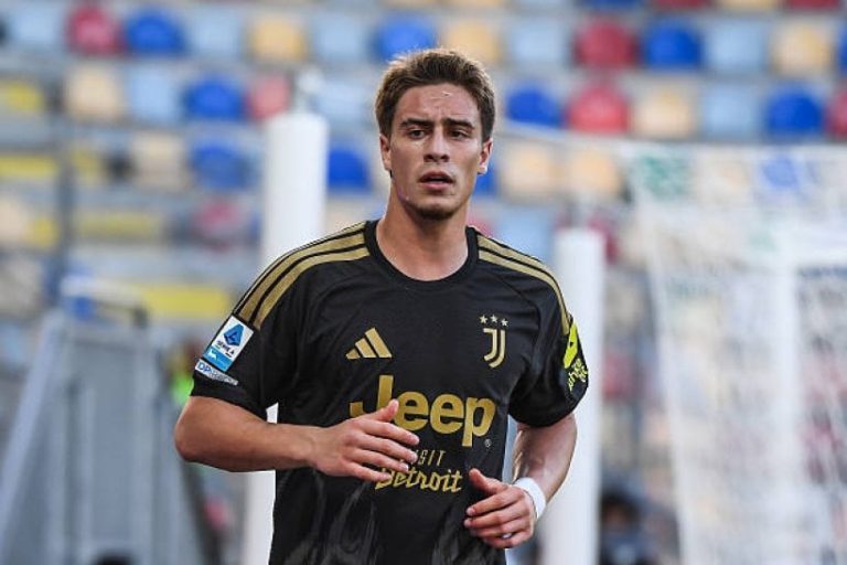 ريال مدريد يعيد كينان يلدز إلى حساباته
